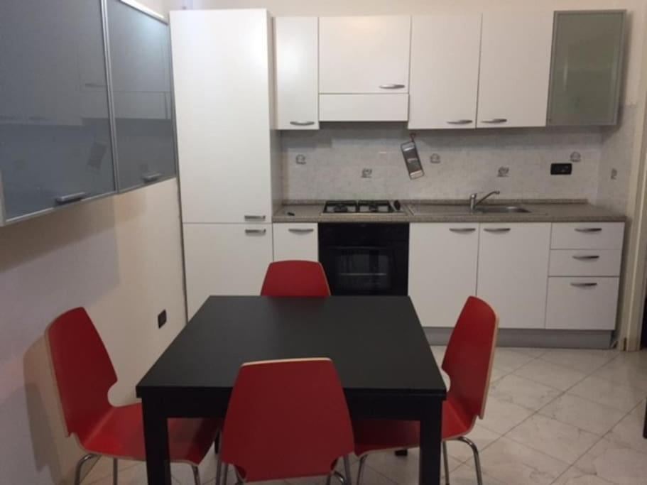 Centro Citta Con Le Comodita Livorno Buitenkant foto